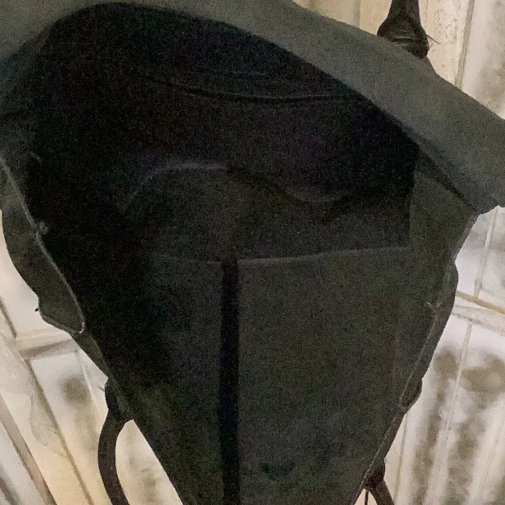 Banana Republic leather bag/briefcase, beautiful, EUC, black